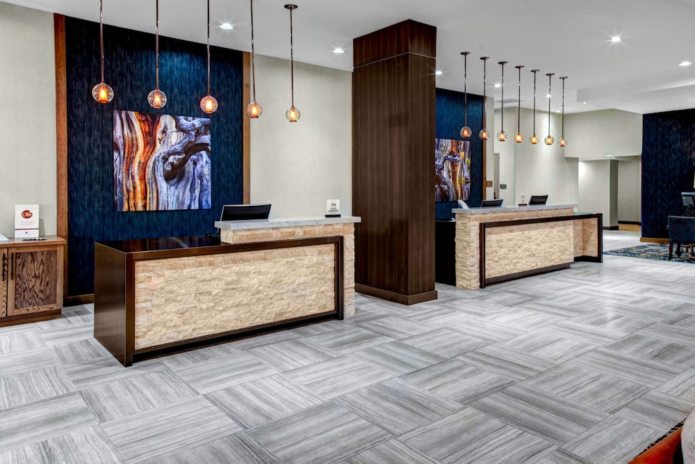 Doubletree By Hilton Hotel Arlington Dfw South 9/45