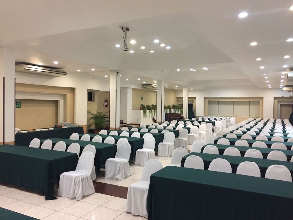 Hotel Palacio 52/57