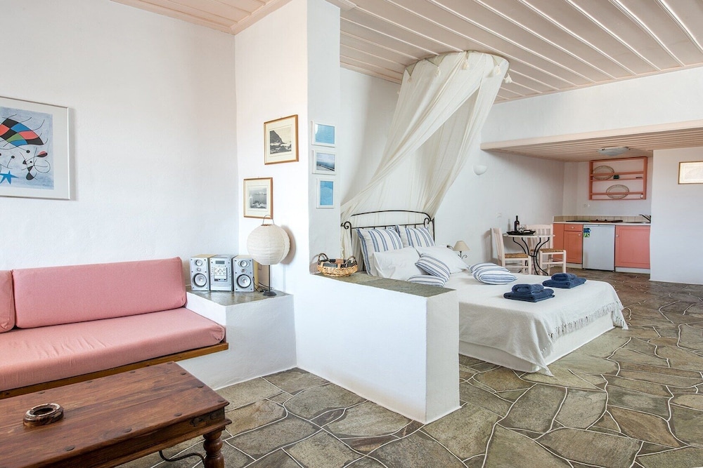 Lighthouse Hotel 28/47