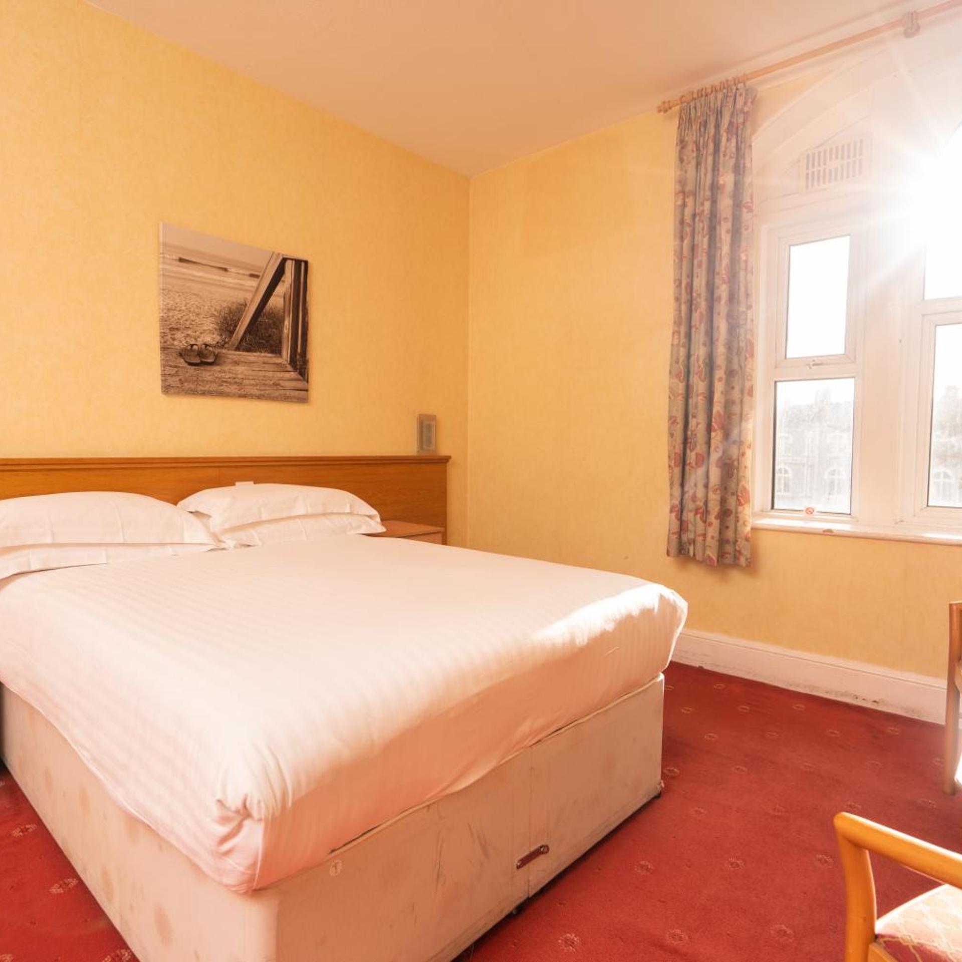 Lauriston Hotel 22/60