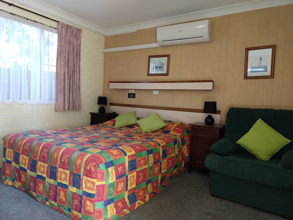 Gold Rush Motel Young 21/59