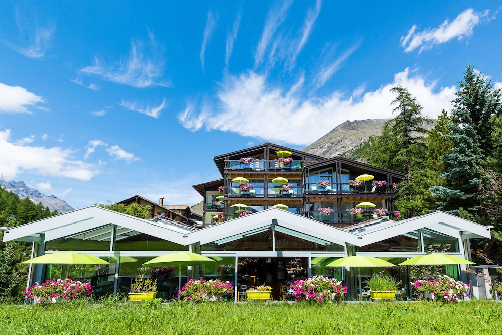 Loftsuite Hotel Saas 6/50