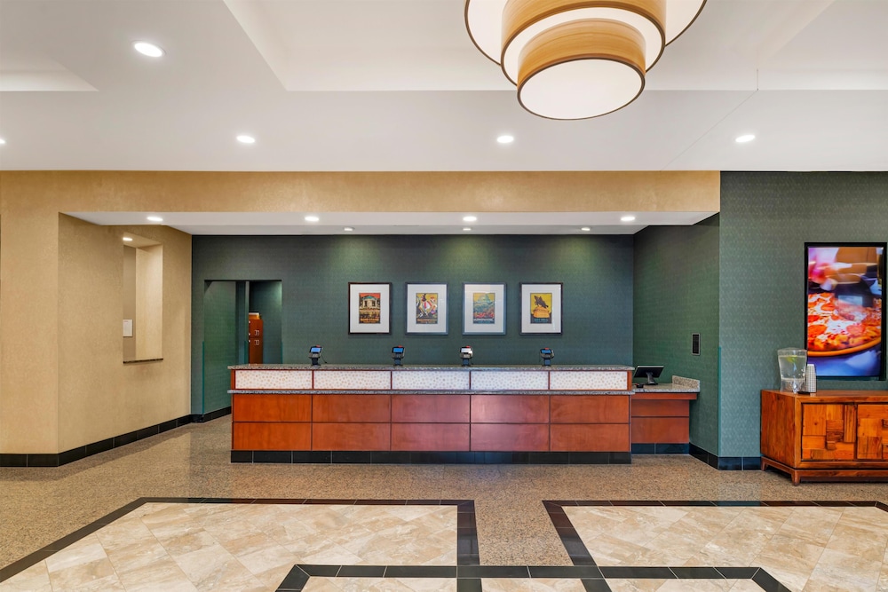 Drury Inn & Suites St Louis Brentwood 3/50