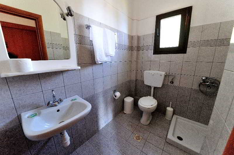 VASSILIAS BEACH APARTMENTS 31/31