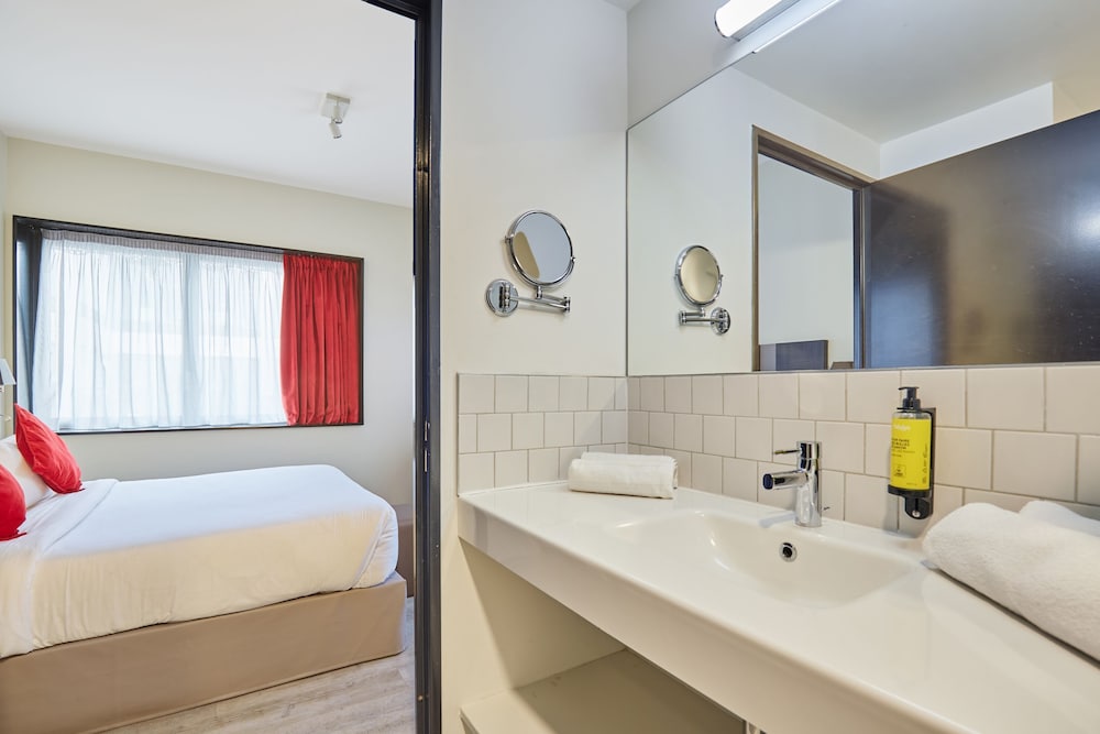 Aparthotel Odalys Paris Xvii 48/50