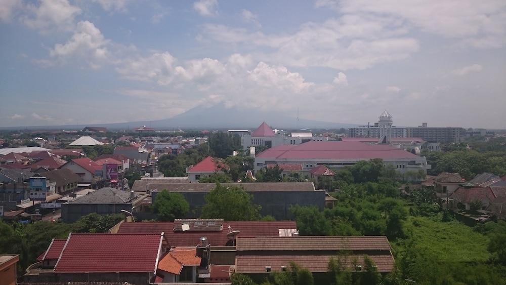 Merapi Merbabu Hotel Yogyakarta Powered by Archipelago 31/40