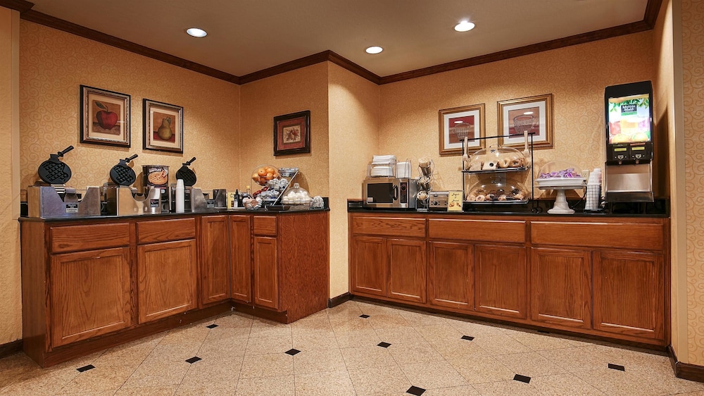Best Western Alamo Suites 5/27