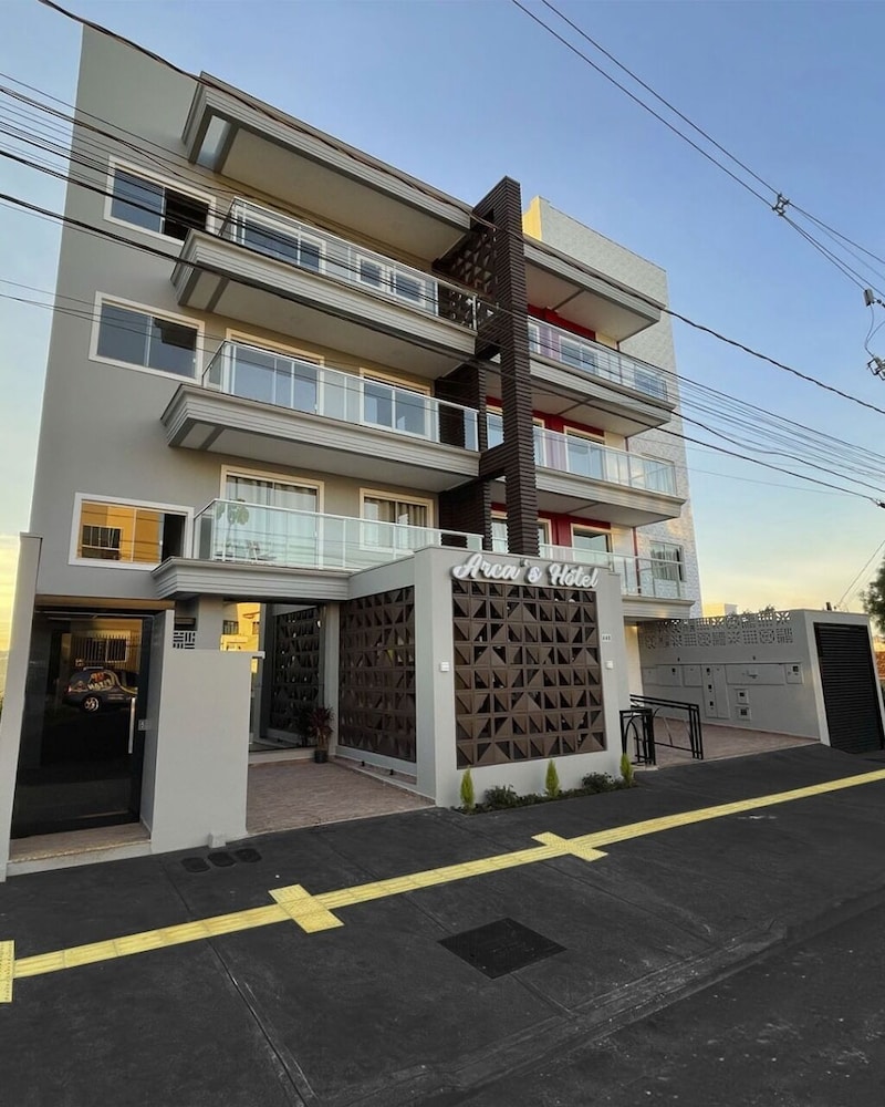 Arcas Hotel 22/23