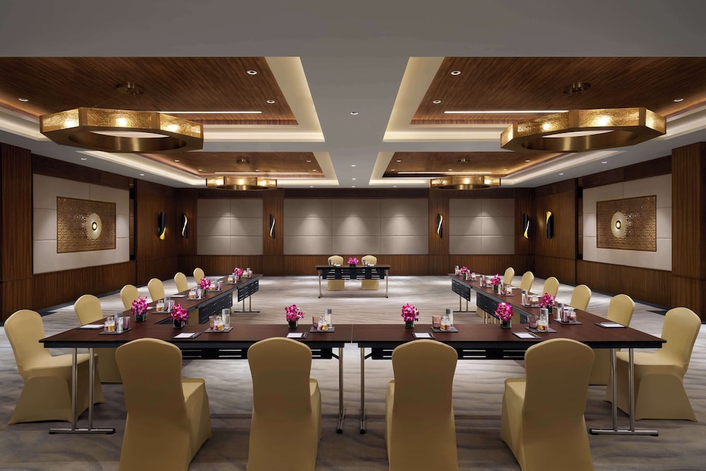 Hyatt Regency Jaipur Mansarovar 42/50