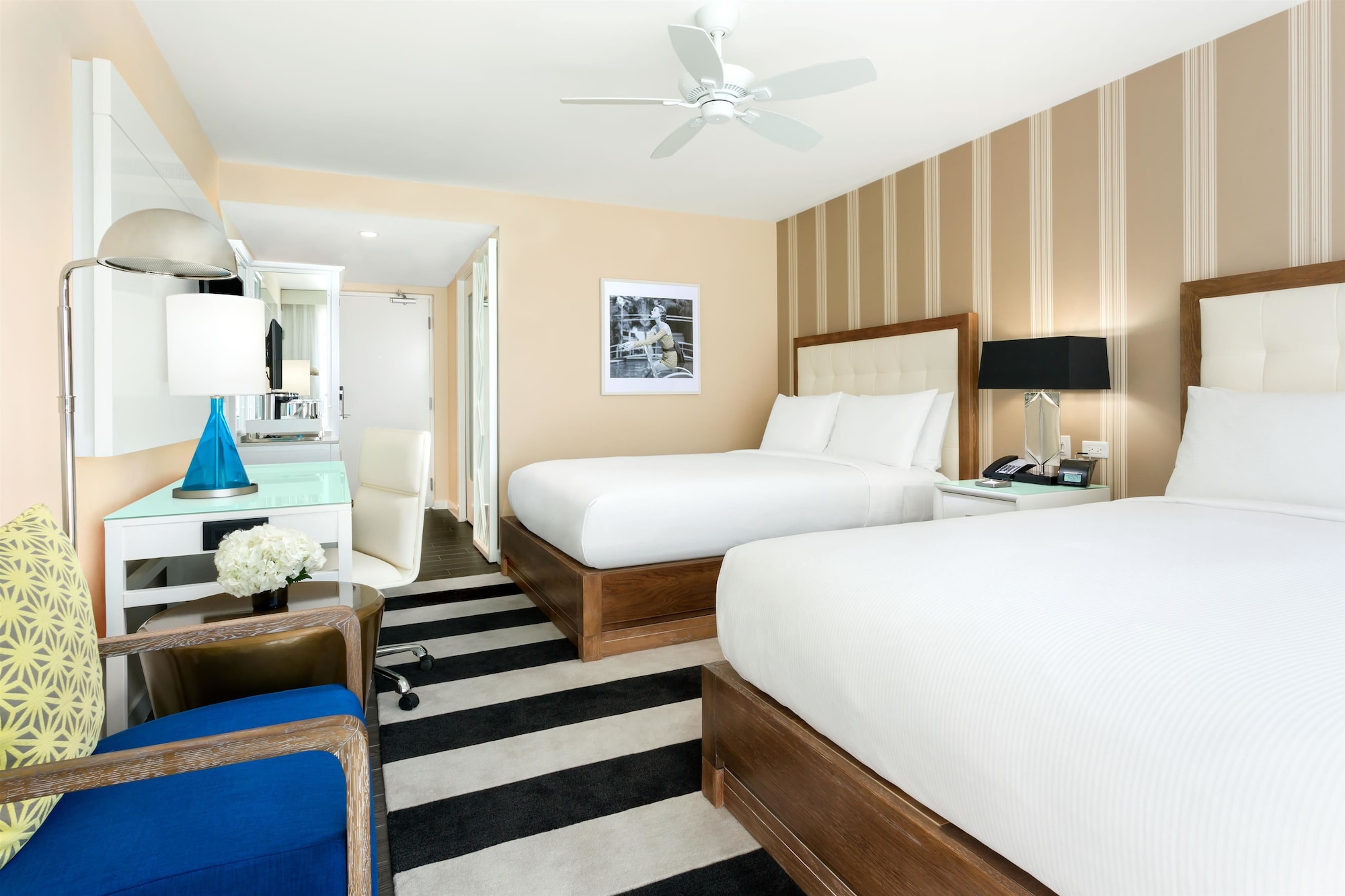 ROOM, 2 QUEEN BEDS, PARTIAL OCEAN VIEW, BALCONY, ANNEX