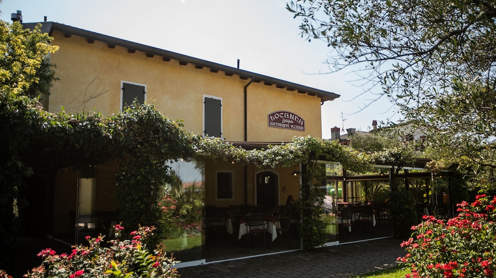 Hotel Bella Italia 4/36