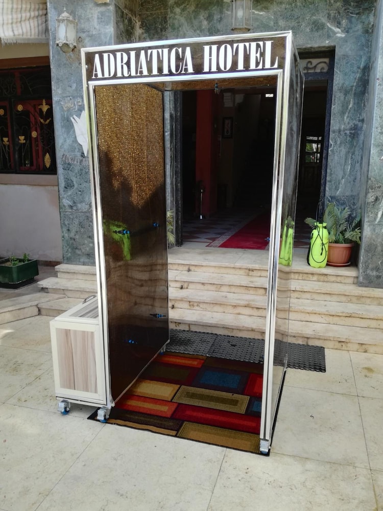 Adriatica Hotel 6/32