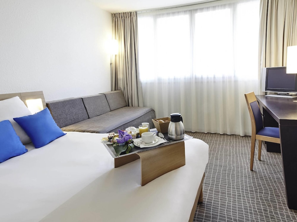 NOVOTEL CHARTRES 47/70