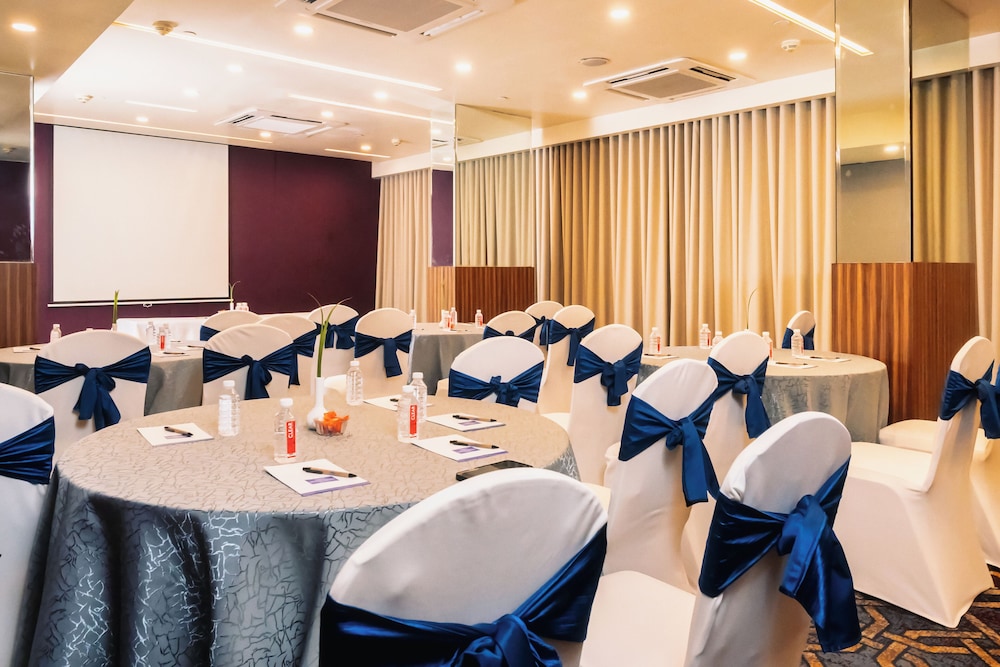 Marasa Sarovar Portico Rajkot 32/37
