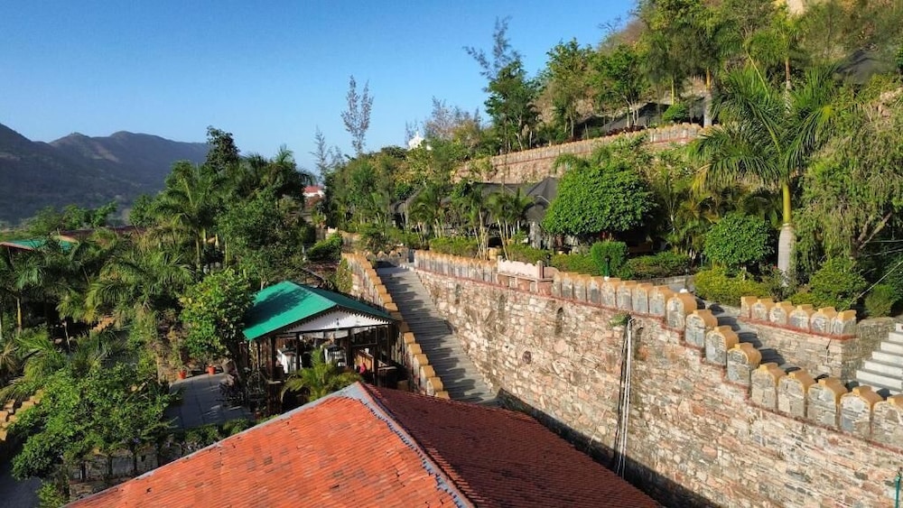 Kumbhalgarh Safari Camp 22/38