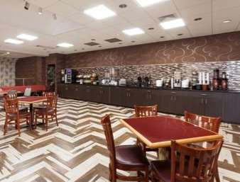 Ramada By Wyndham Newburgh/West Point 27/46