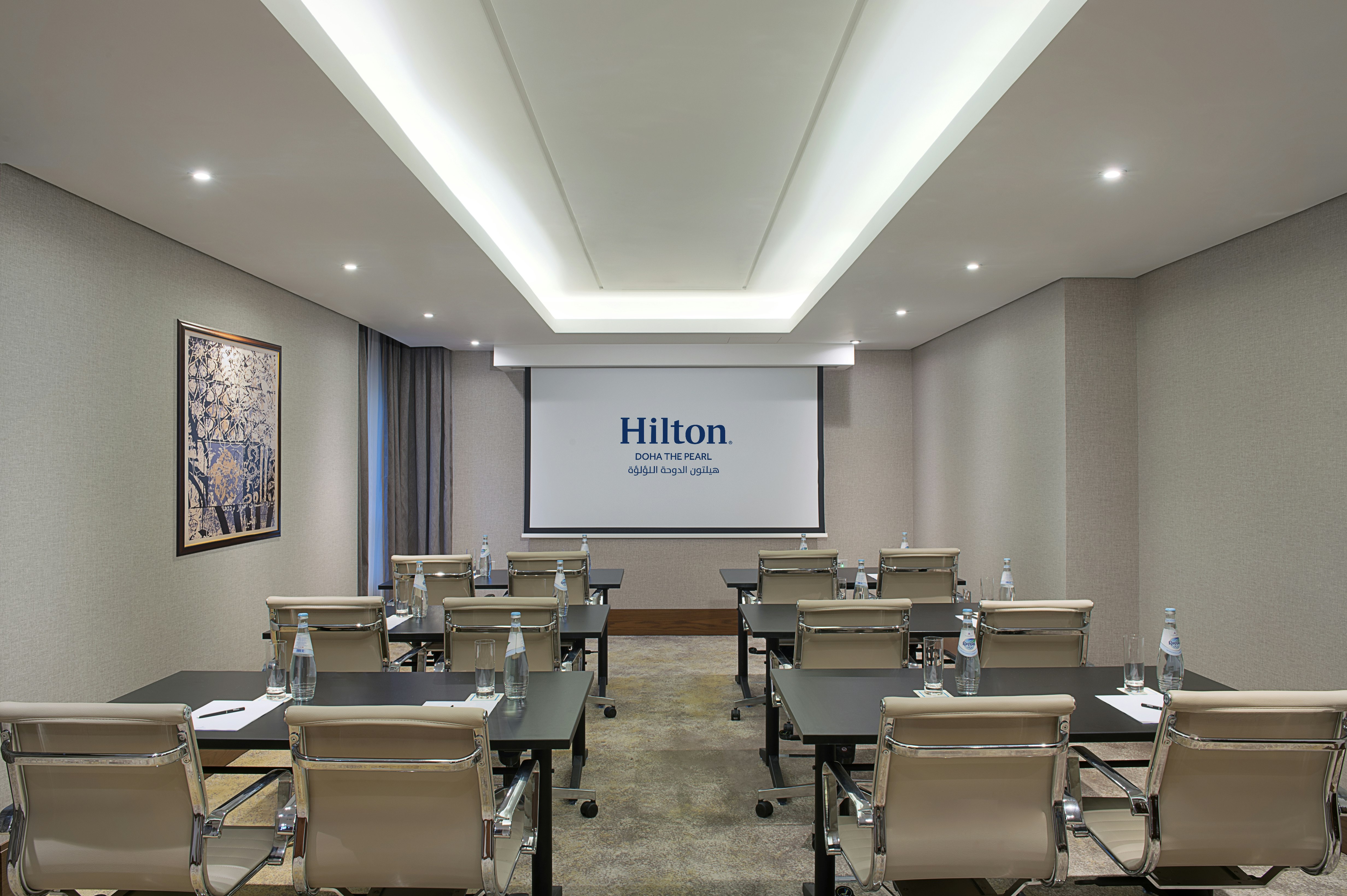 Hilton Doha The Pearl Residences 54/75
