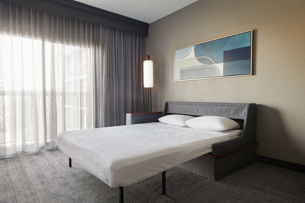 Room at Courtyard By Marriott St. Louis Downtown West, ST LOUIS - MO