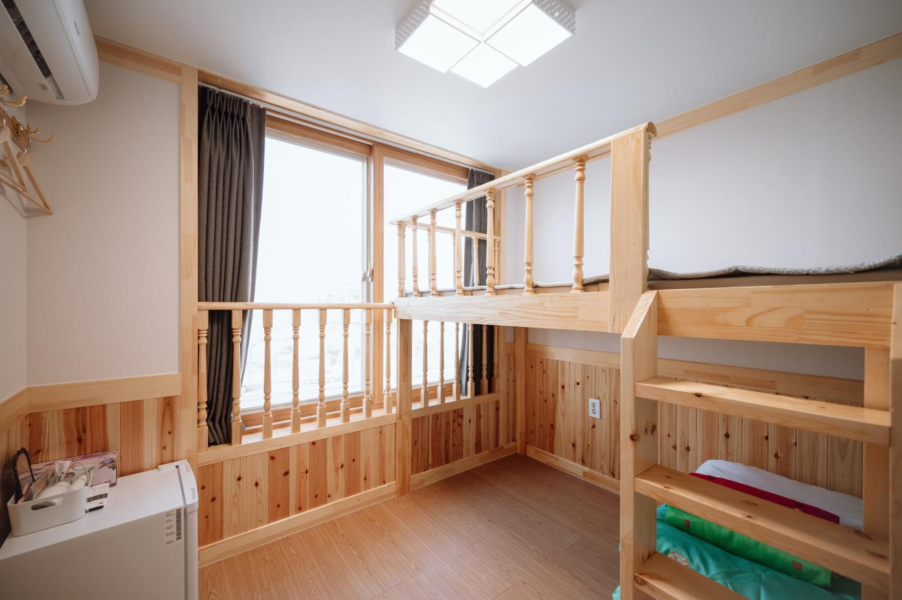 Jeonju Jeongga Hanok Pension 35/46