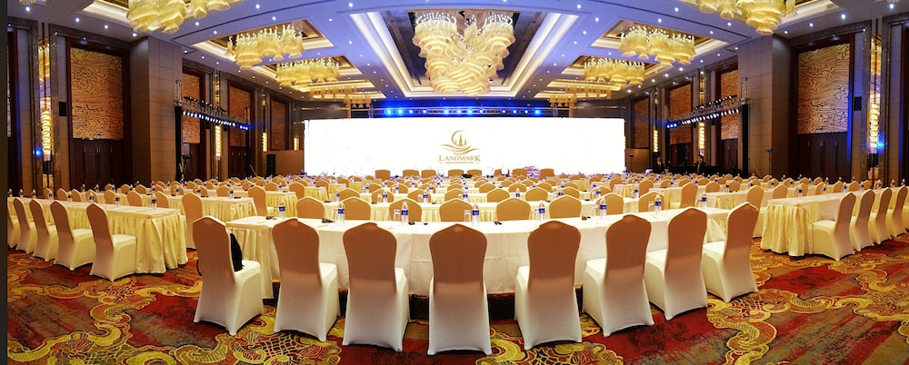 Landmark Mekong Riverside Hotel 33/44