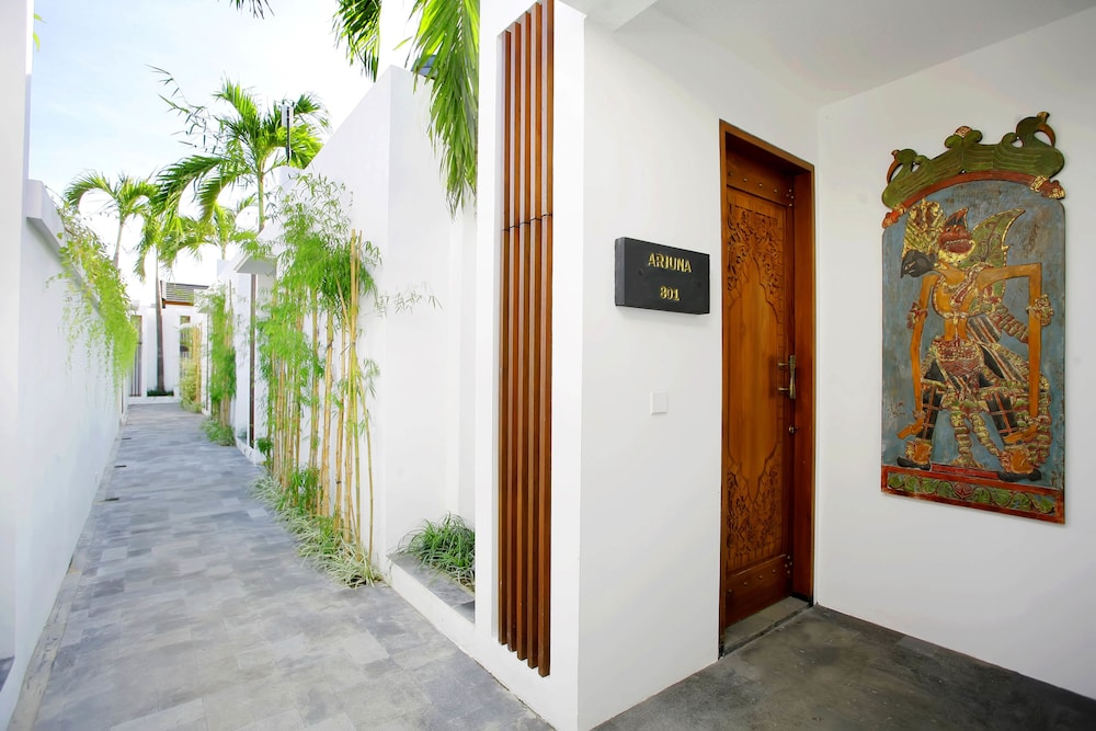 Anari Villas Kuta 5/65