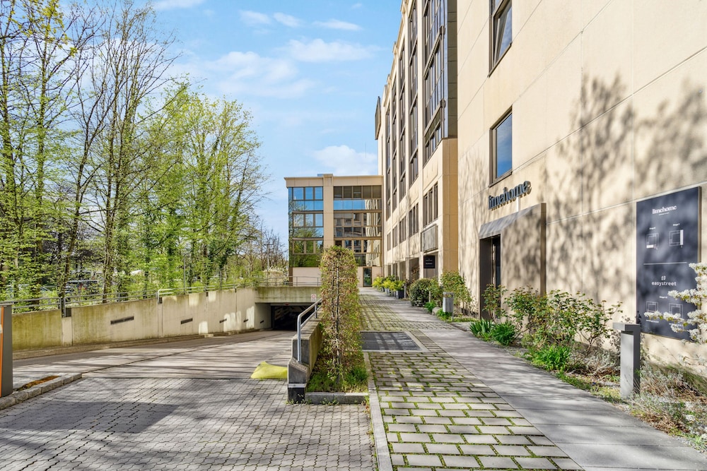 limehome Munich Fritz-Erler Str. 38/50