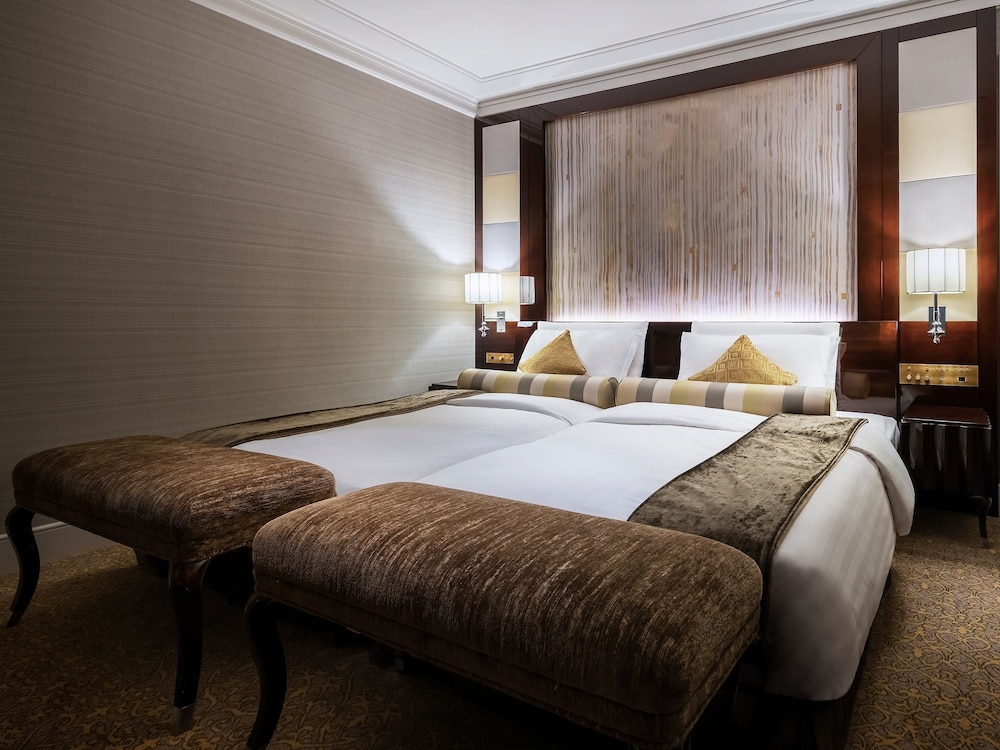 JUNIOR SUITE, LUXURY