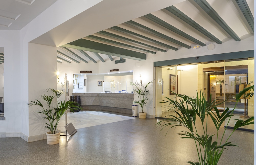 Duque de Najera Hotel 10/106