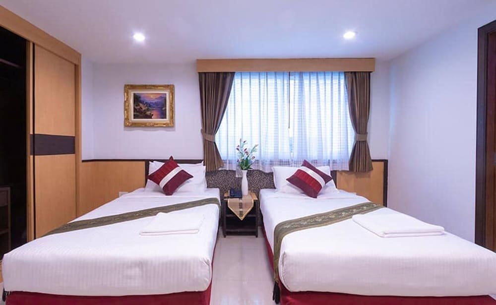 Gusto Pratunam Hotel 8/46