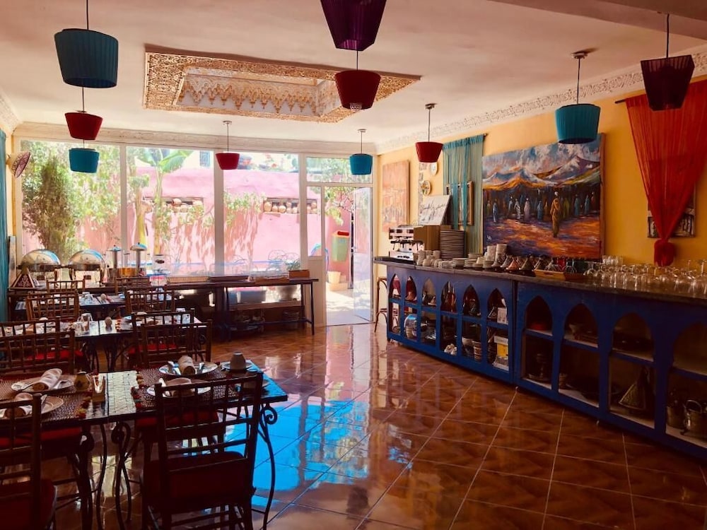 Malabata Guest House 39/47