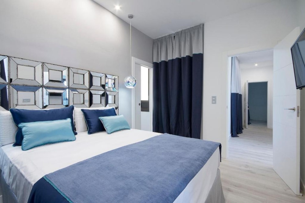 Habitat Suites Gran Via 17 3/65