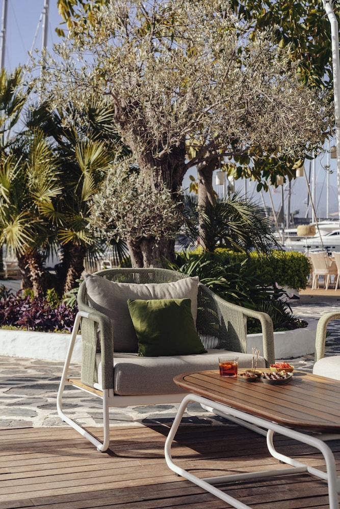 Yacht Classic Hotel - Boutique Class 57/88