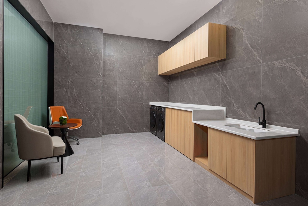 Days Hotel by Wyndham Changsha East 58/59