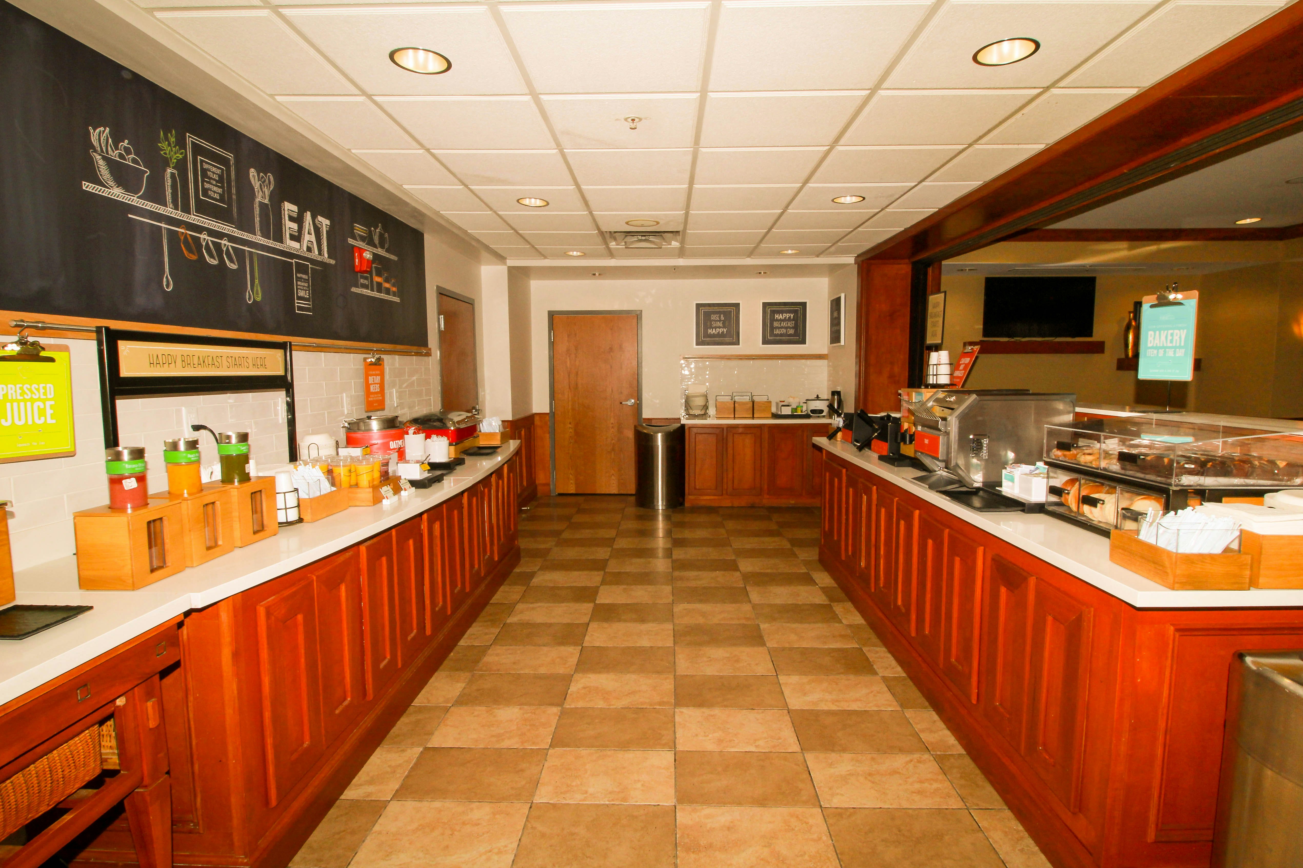 Hampton Inn by Hilton Commerce Novi 4/47