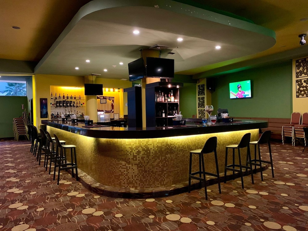 Sand Diamond Hotel (ex Four Points by Sheraton Colon) 21/31