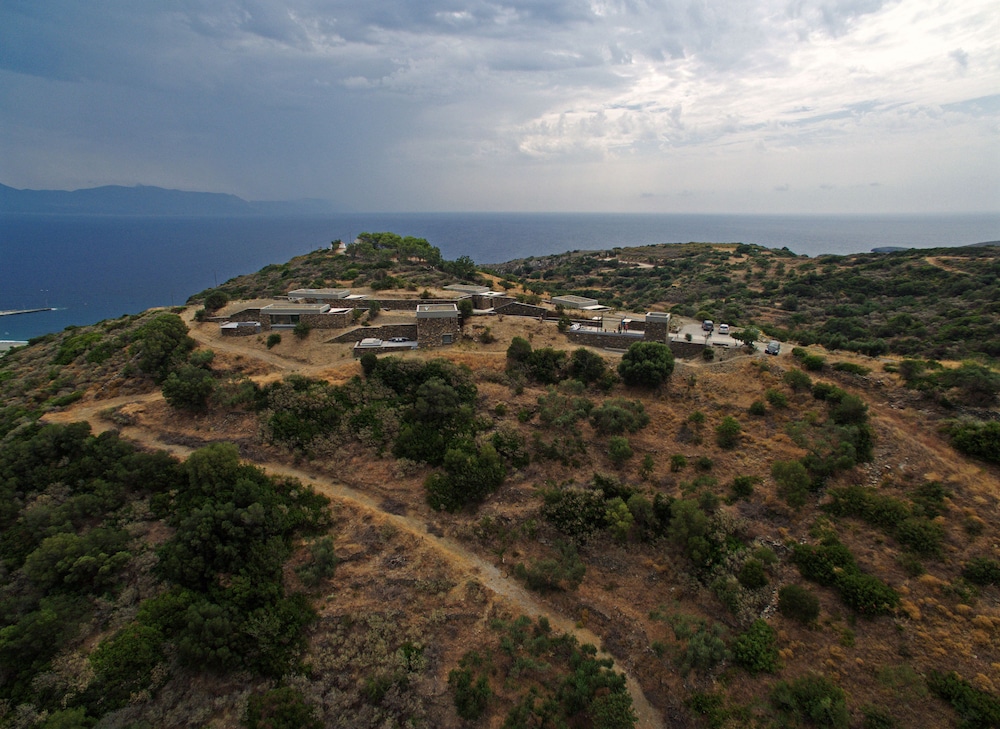 Hidden Retreats Kythera 33/50