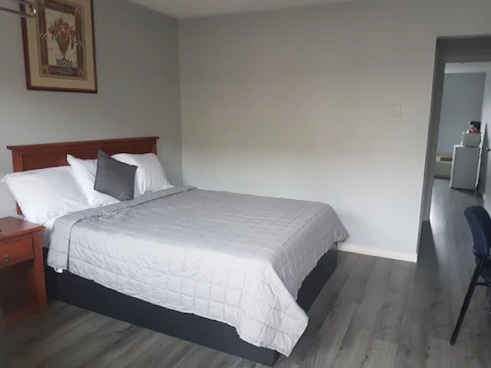 7 Nights Stay 23/57