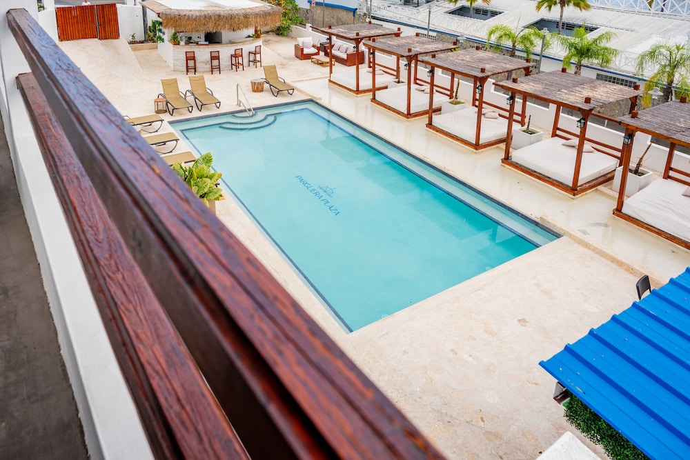 Parguera Plaza Hotel 46/50