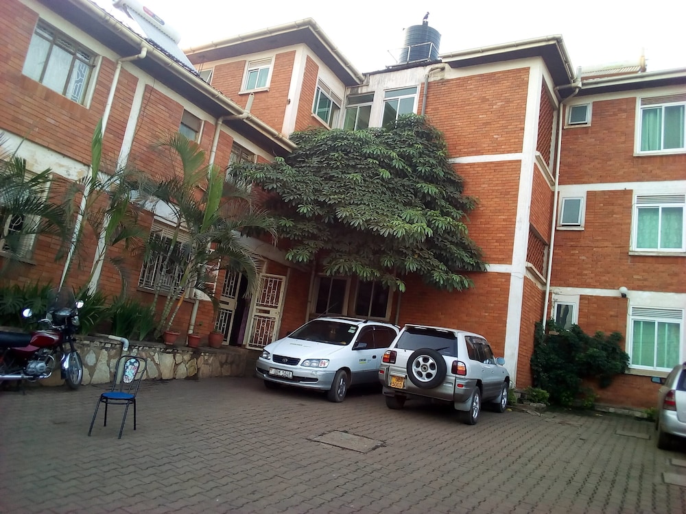 New Scroll Inn Hotel 43/50