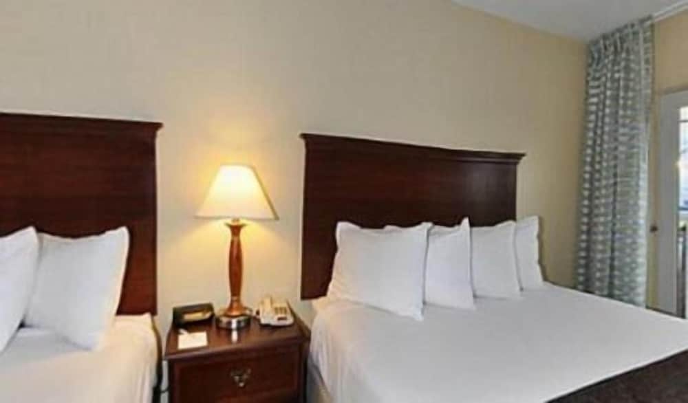 Gold Leaf Hotel of Dewey-Rehoboth Beach 30/47