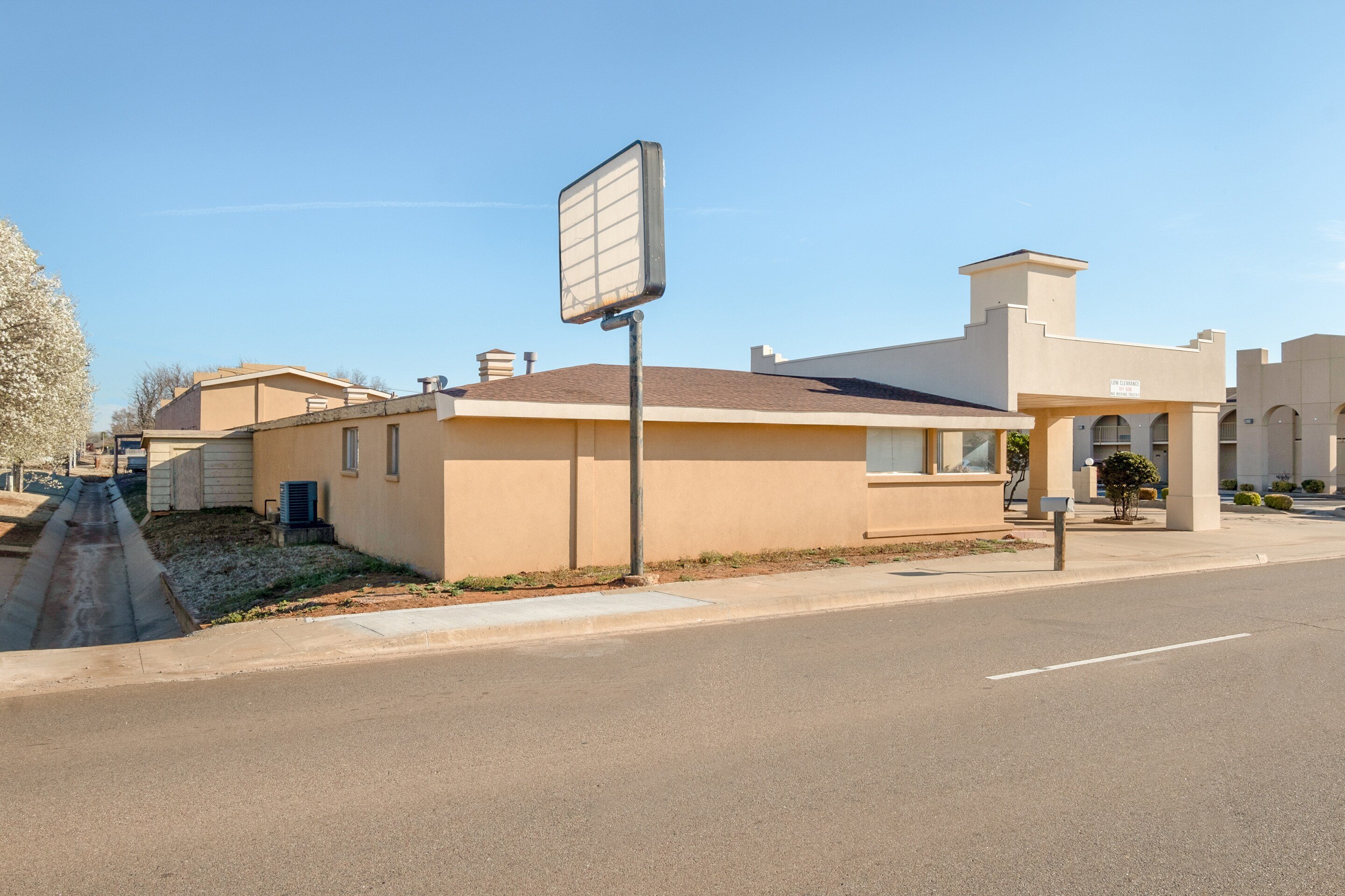 OYO Hotel Elk City OK Route 66 6/8