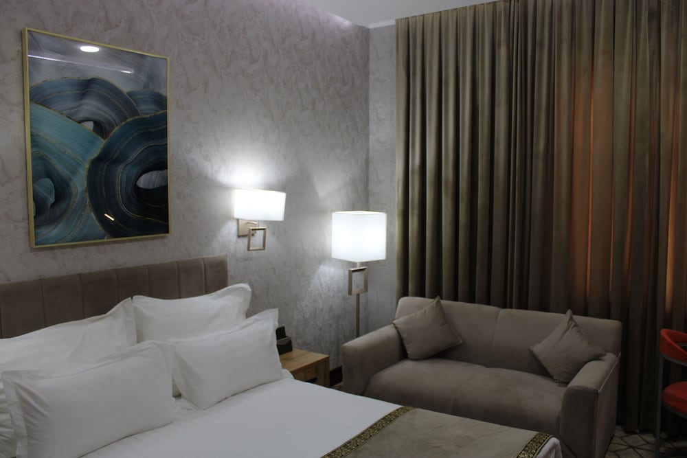 Grand Hotel Zarafshan 20/50