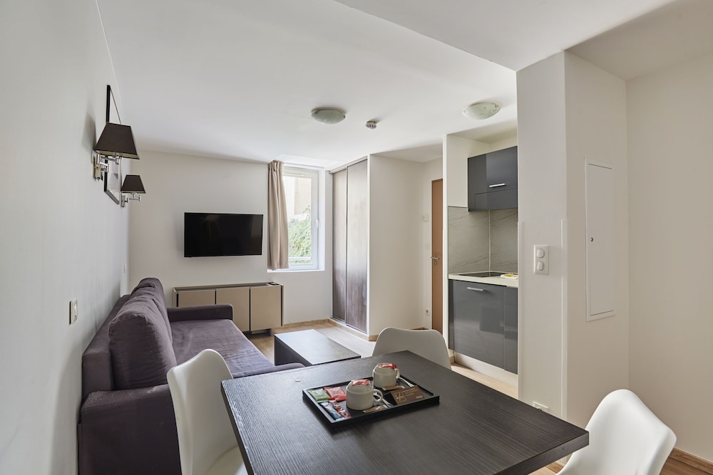 Appart hotel Odalys City Montpellier Centre Gare St Roch 47/60