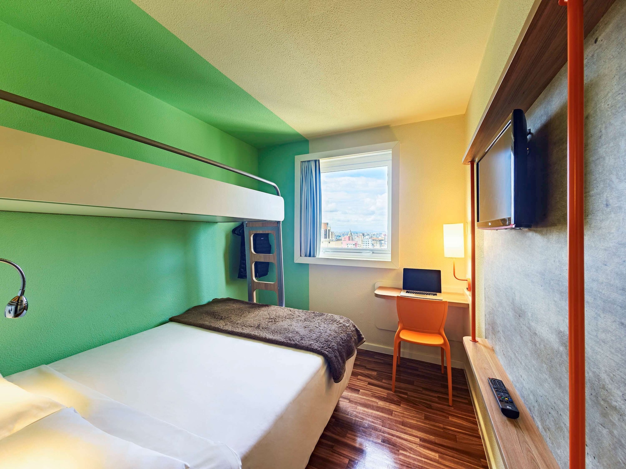 STANDARD, BUNK BED, ACCESSIBLE