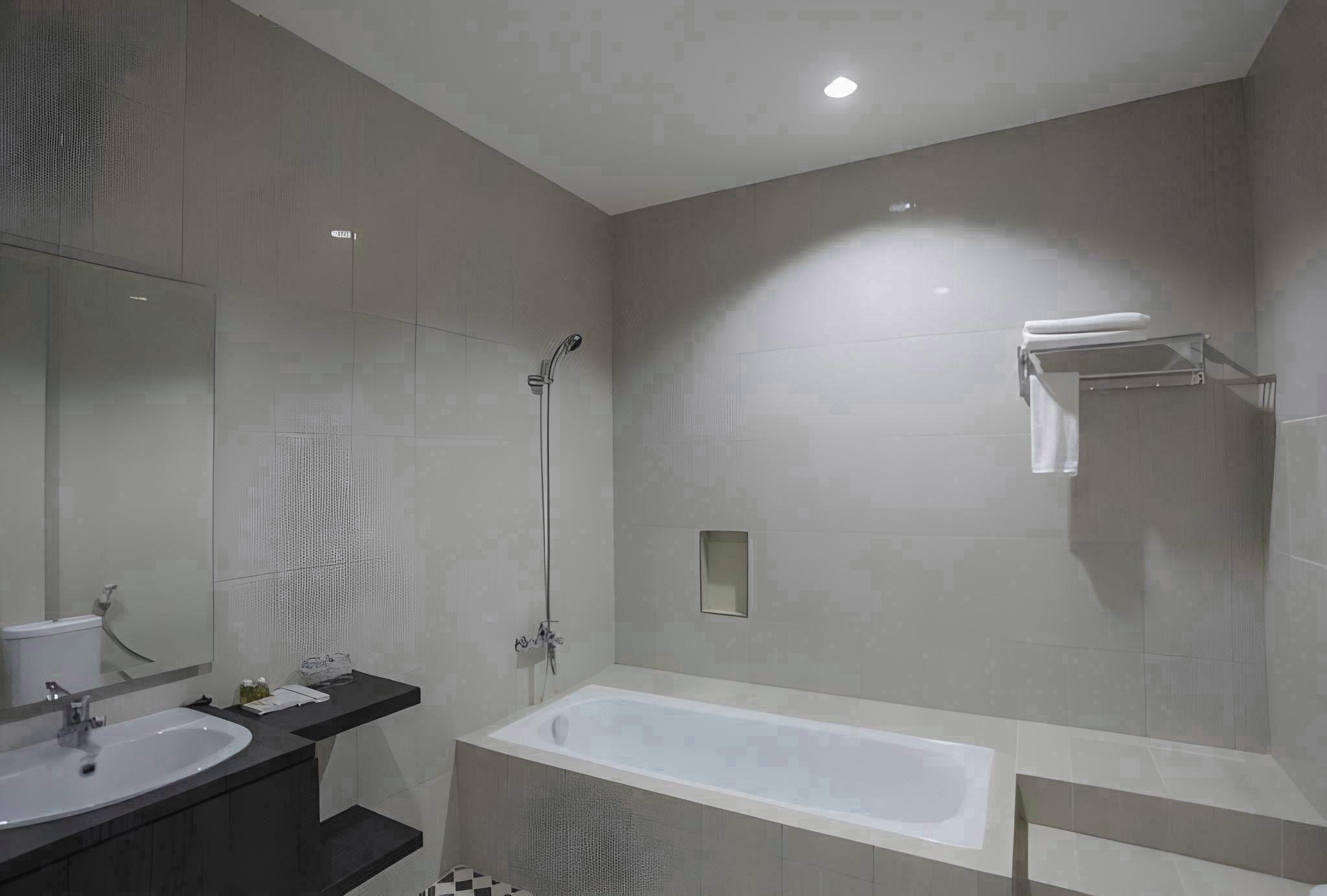 Alvina Hotel 30/35