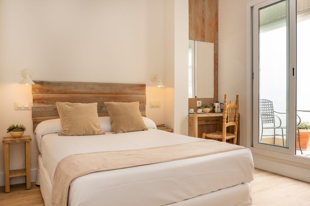 Hotel Boutique Elvira Plaza 34/72