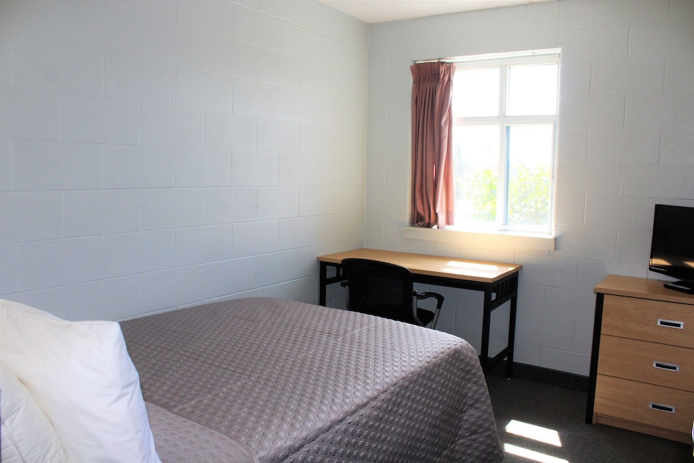 Residence & Conference Centre - Welland 14/50