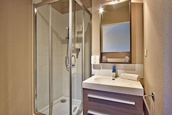 Adonis Hotel Bayonne 56/58