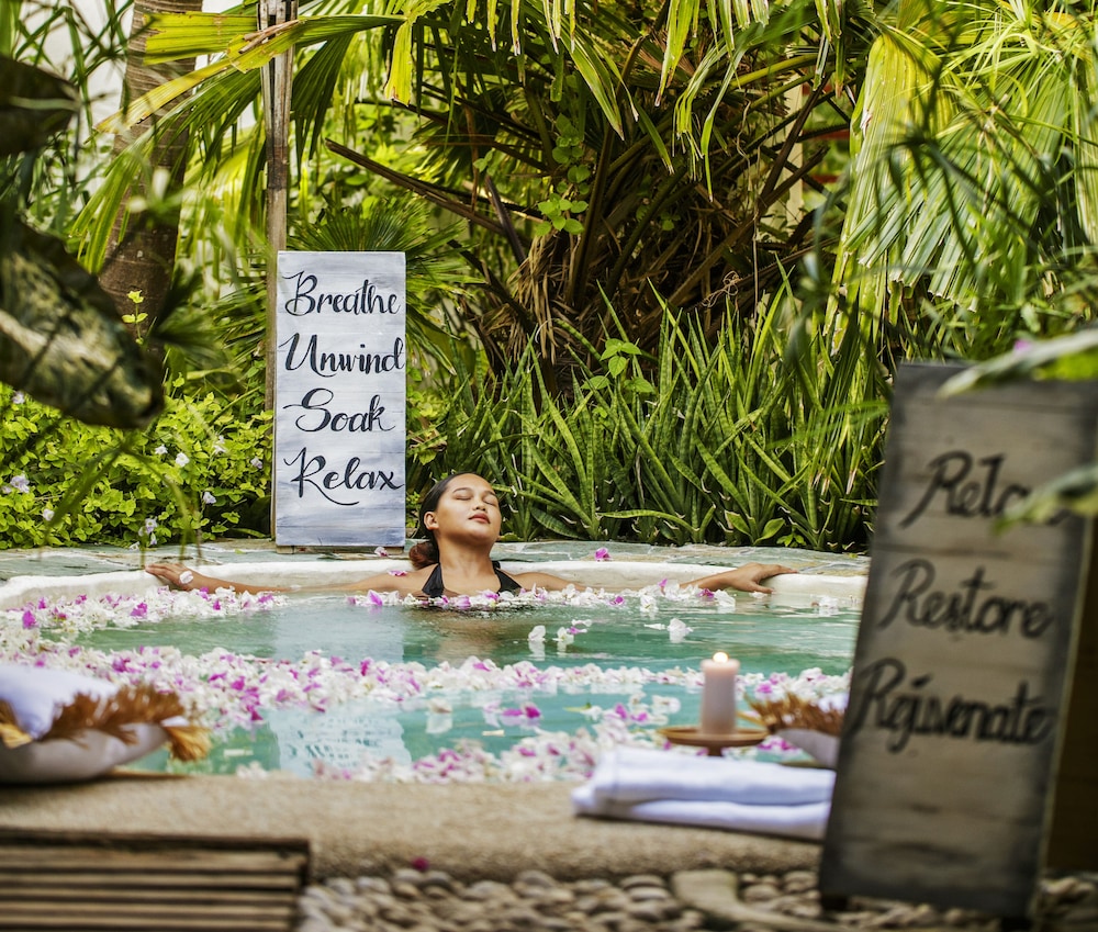 Buena Vida Resort And Spa 55/57