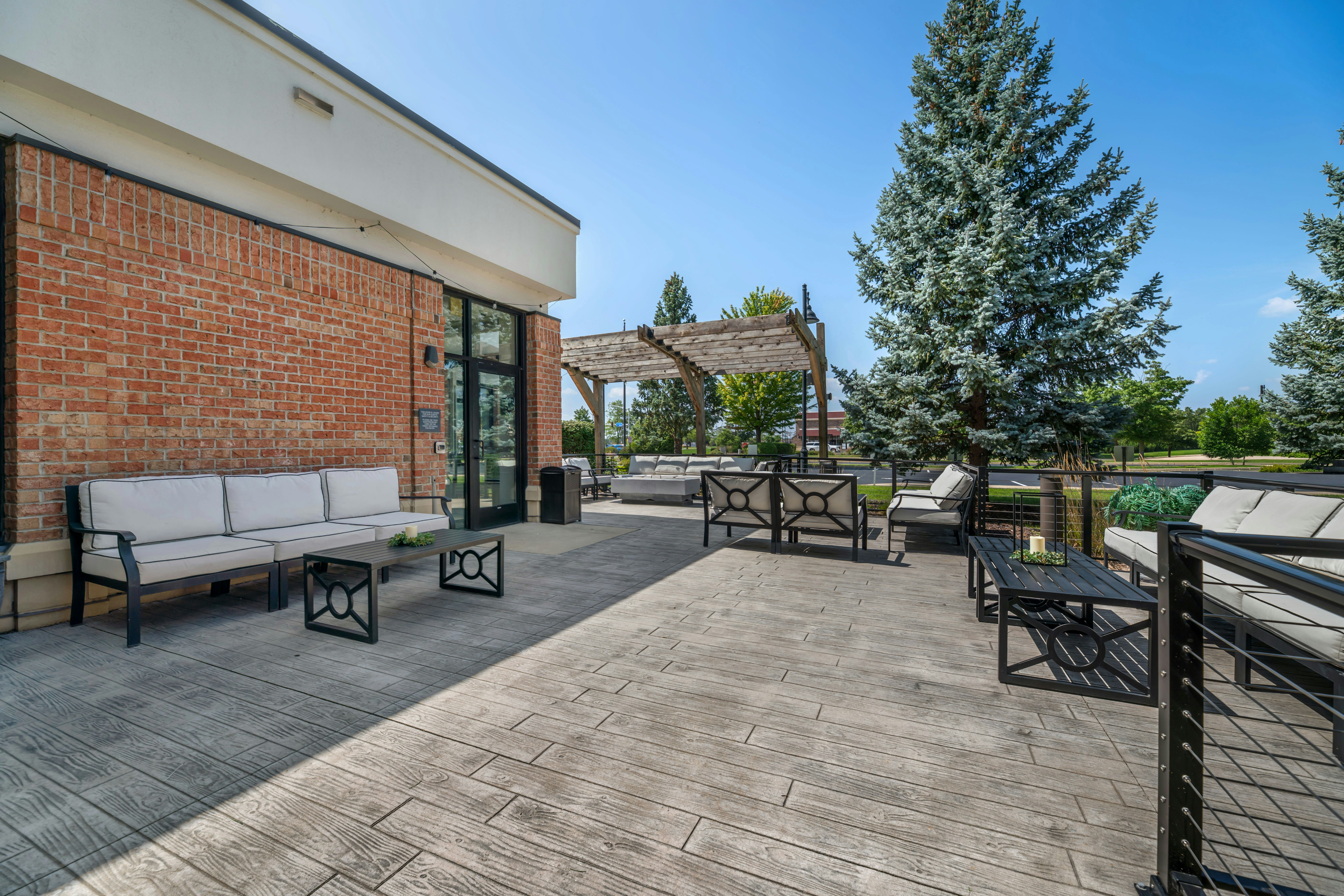 Hilton Garden Inn Oconomowoc 71/74